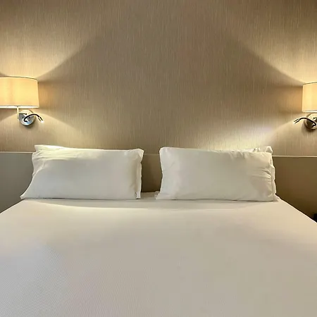 Riva Del Sole Hotel