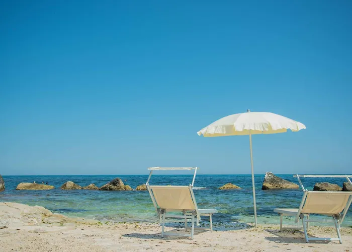 리바 델 솔레 호텔 4*