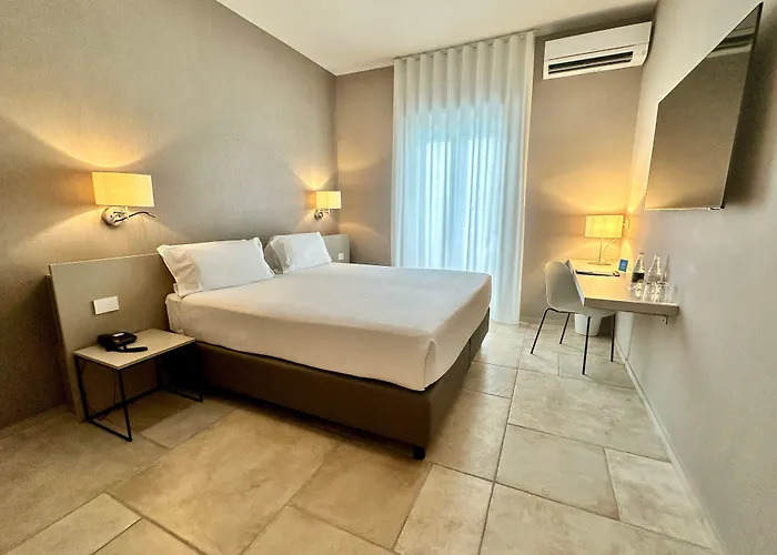 Riva Del Sole Hotel