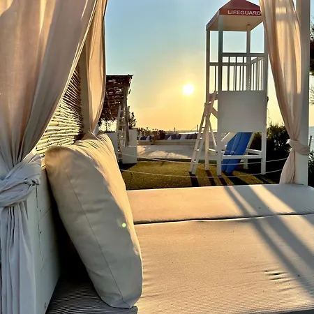 Riva Del Sole Hotel